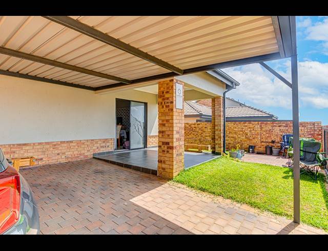 3 BEDROOM FREEHOLD FOR SALE IN LION PRIDE